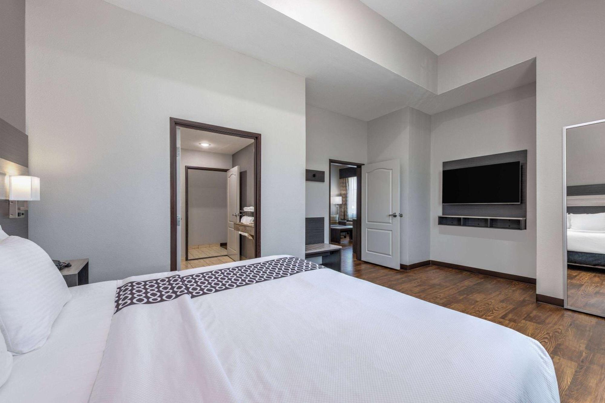 La Quinta By Wyndham Allen At The Village Luaran gambar